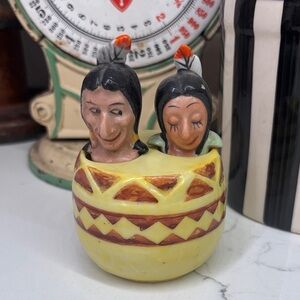 Nodding Salt & Pepper Shaker Set: American Indian Couple vintage